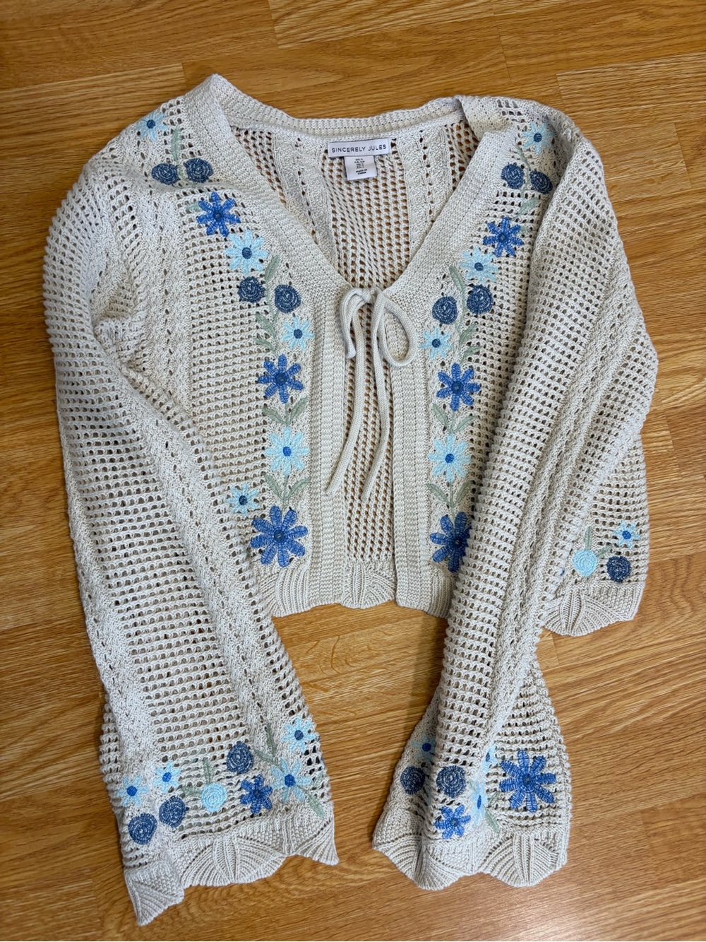 Sincerly Jules Cream Crochet Tie-Front Cardigan with Blue Floral Embroidery S